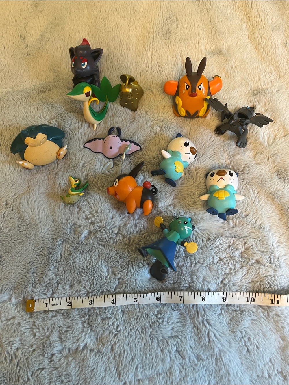 Pokemon Mini Figure Set - Green, Orange, Blue, Yellow Accents - Picture 2 of 2